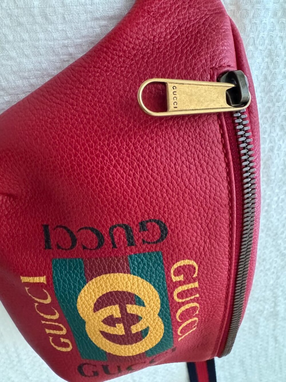 GUCCI - Picture 2 of 10